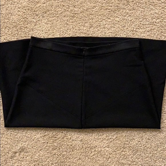 Black skirt - Picture 4 of 4